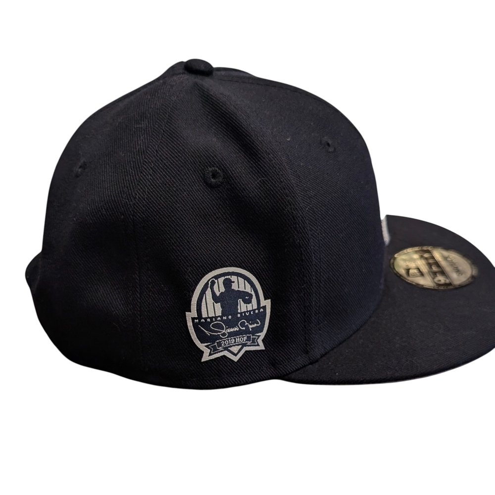 New Era 9FIFTY NY Yankees Mariano Rivera HoF Side Patch Snapback Hat Navy OS - Picture 2 of 10